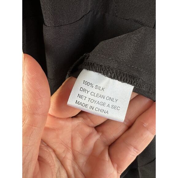 Yumi Kim 100% Silk Small Black Long Sleeve Romper V Neck Belted Low Cut - Picture 11 of 12